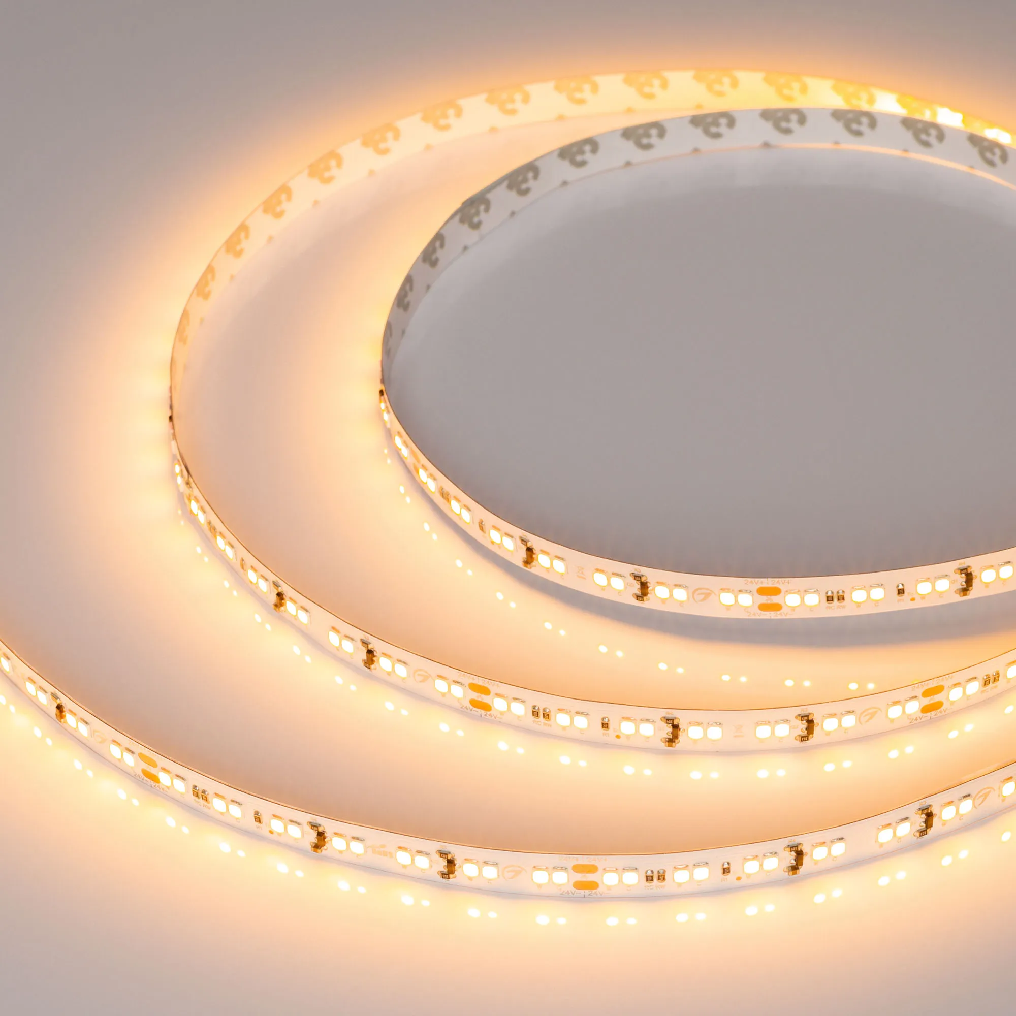 Лента светодиодная RT-A168-10mm 24V Dim-To-Warm (14.4 W/m, IP20, 2835, 5m) (Arlight, Dim-To-Warm) - изображение товара